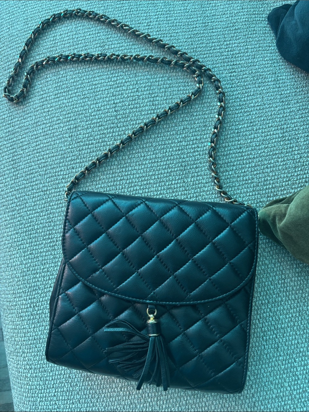 Quilted black Crossbody Bag with Tassel